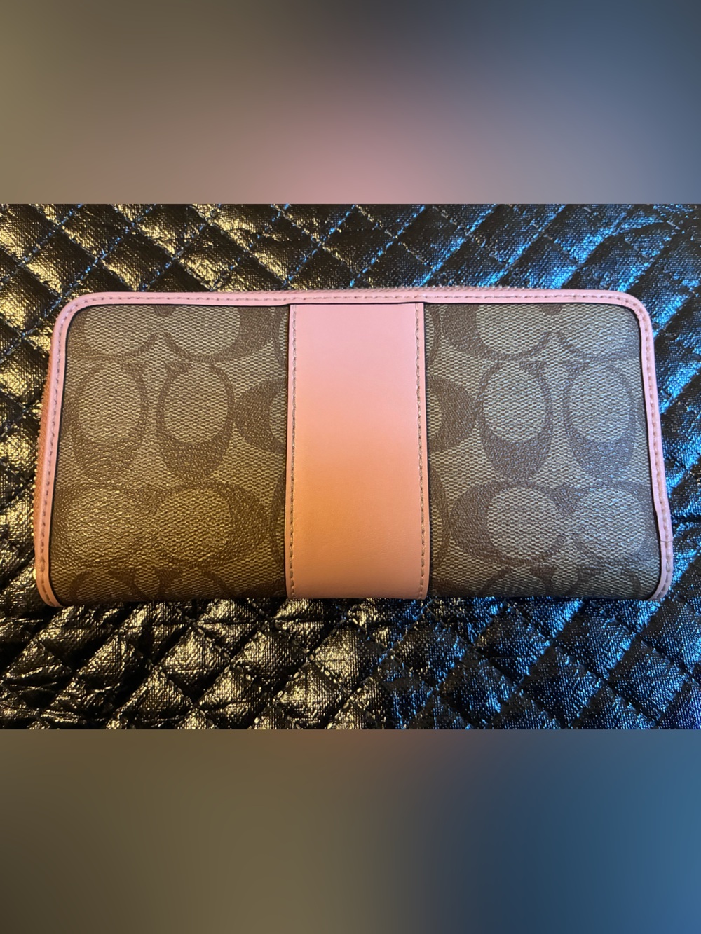✨ Coach Signature Canvas Wallet with Pink Trim Accordion Zip Wallet | Authentic - Picture 3 of 9